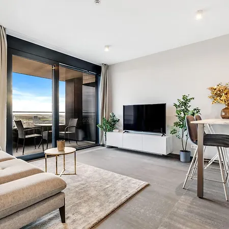 Gasperich With Pool Gym & View *