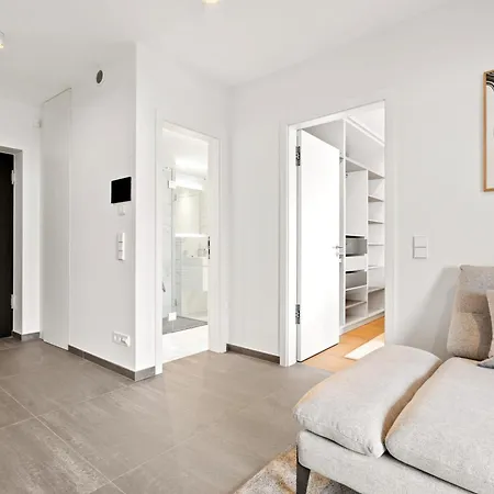 Apartment Gasperich With Pool Gym & View