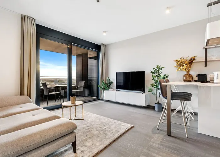 Luxury With Pool And Views In Gasperich *