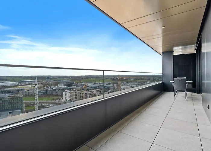 Luxury With Pool And Views In Gasperich Apartamento *