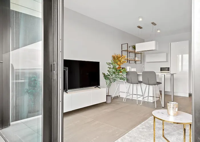 Gasperich With Pool Gym & View Lejlighed