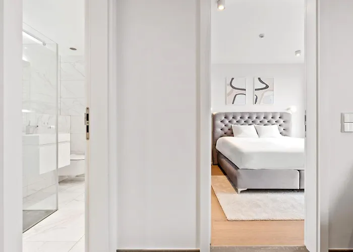 Gasperich With Pool Gym & View Apartamento